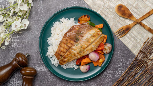 Grilled Fish with Rice. Calorie 131, Protein 25.3, Carbs 3.7, Fat 2.1